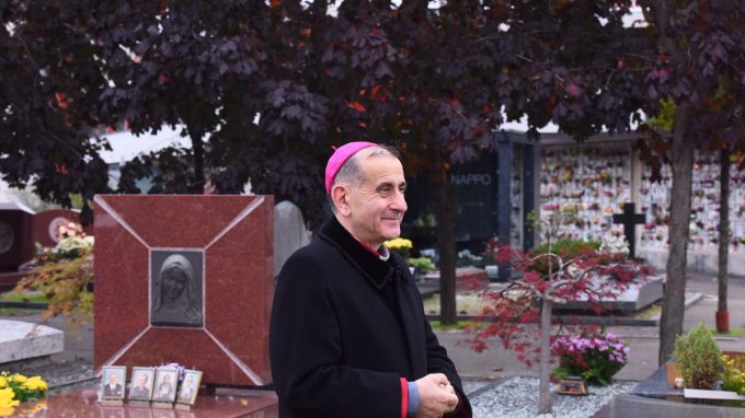 messa-cimitero-greco_adwz