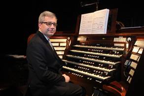 Vespri d’organo in Duomo, il 7 dicembre appuntamento con Alessandro La Ciacera