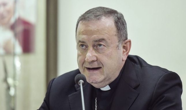 Tutela dei minori, in ogni diocesi un Centro di ascolto