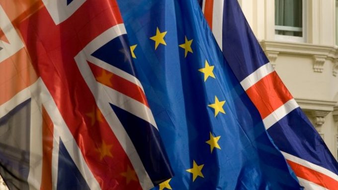 Londra-Ue, le strade si dividono