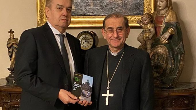 Nel nuovo libro di De Carli «storie di vero eroismo sacerdotale»