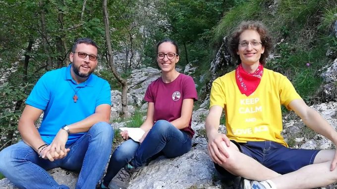 paolo-airoldi-e-gaia-boldorini-con-don-fabio-riva-cropped