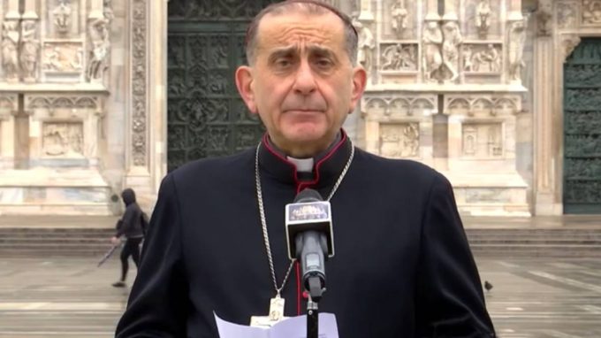 L’Arcivescovo: pensando ai defunti di questa pandemia