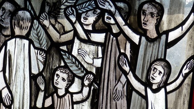 Questa Pasqua che non potremo vivere insieme ci avvicina a Gesù