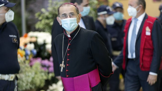 Sua Eccellenza Arcivescovo Monsignor Delpini fa visita ai lavoratori del Mercato Agroalimentare di Milano.