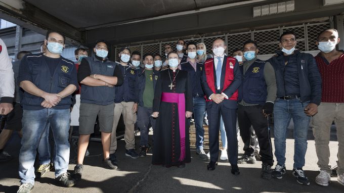 sua-eccellenza-arcivescovo-monsignor-delpini-fa-visita-ai-lavoratori-del-mercato-agroalimentare-di-milano-17