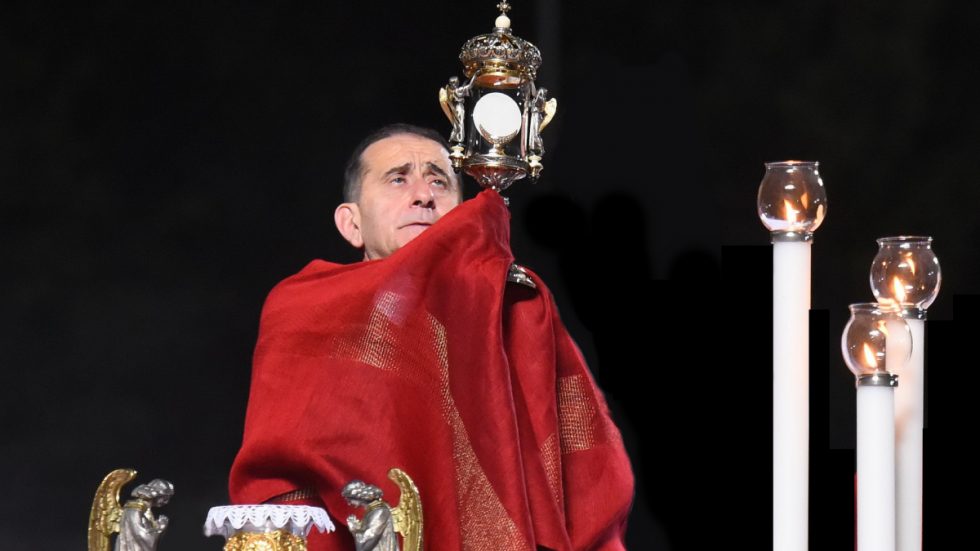 Milano, alla Ca' Granda dialogo tra l'Arcivescovo e Vincent Nagle sull'Eucarestia