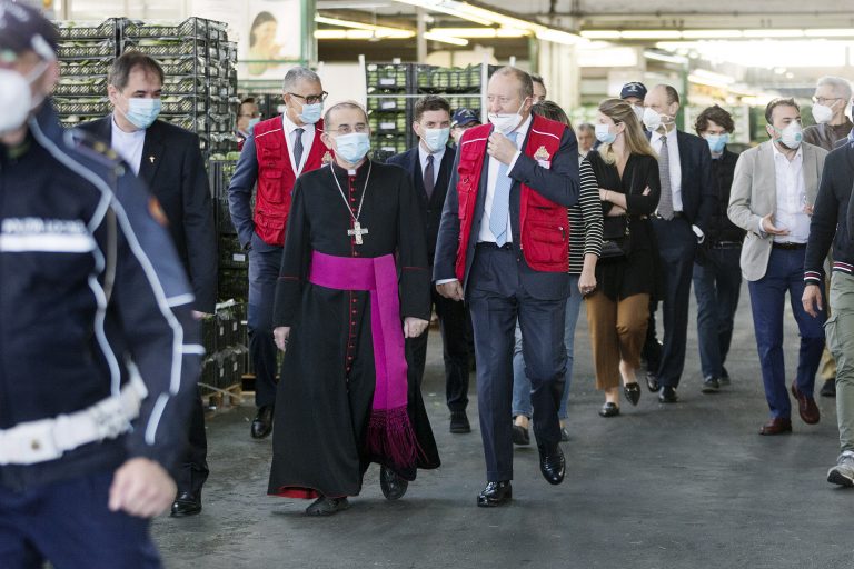 La visita dell'Arcivescovo al Mercato agroalimentare di Milano (27 maggio)