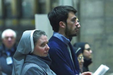 Crescere nella comunione tra ministeri e carismi diversi