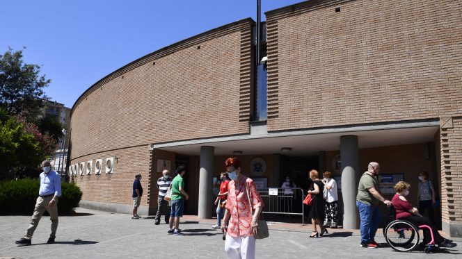 La Cei: «Aprirsi a nuove forme di presenza ecclesiale»