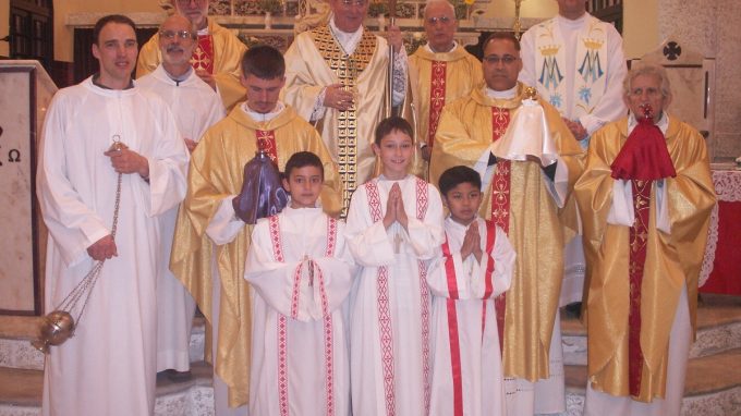 konica-minolta-digital-camera-30