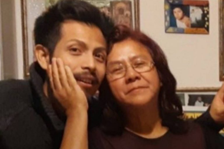 Julia Emma con uno dei suoi figli