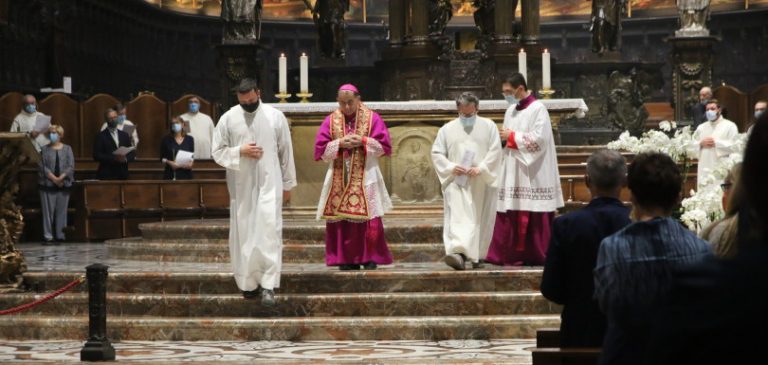 Gli assistenti di Ac in Duomo con l'Arcivescovo