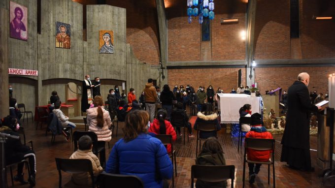 benedizione-natalizia-via-padova_aikv