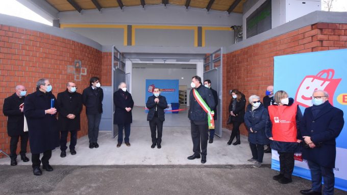 delpini-emporio-solidarieta-rho_ajjw