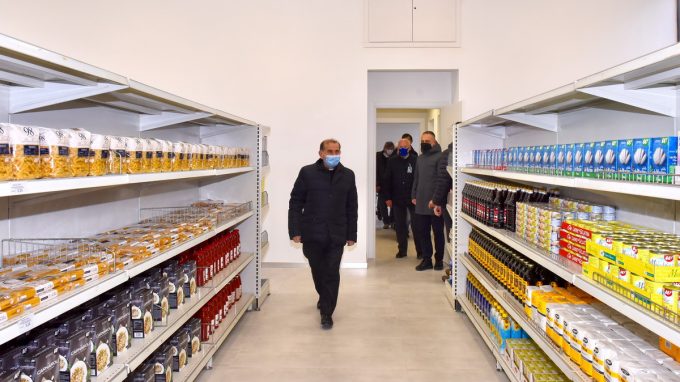 delpini-emporio-solidarieta-rho_ajkd