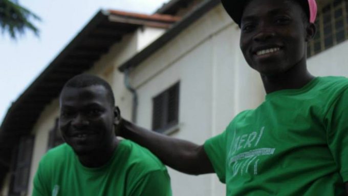 10470940_668115506607120_8317069725684025815_n