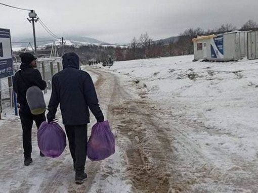 In Bosnia 900 persone al gelo, Caritas invia legna