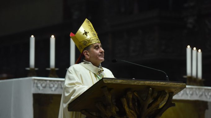 «Anche nelle critiche siate amabili, continuate a fare bene il bene»