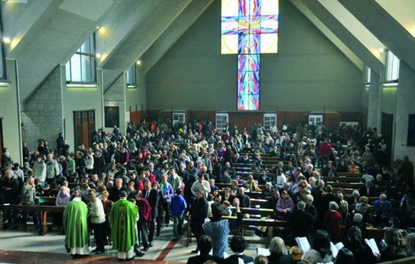 Comunità pastorali e presbiteri, quale volto per la Chiesa locale?