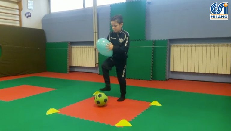 Uno dei video tutorial prodotti dal Csi Milano per permettere ai ragazzi di allenarsi individualmente