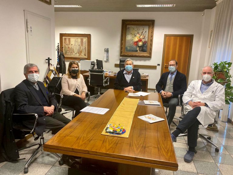 La firma dell'accordo