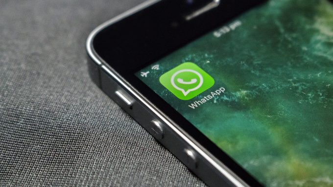 WhatsApp, la comunità a portata di dito