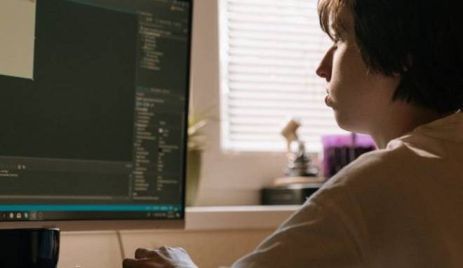 Coding, radio e musica per stimolare la socialità dei ragazzi