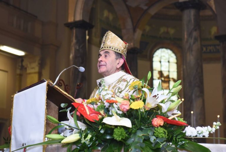 L'Arcivescovo celebra la Messa in Seminario in occasione di una Festa dei Fiori