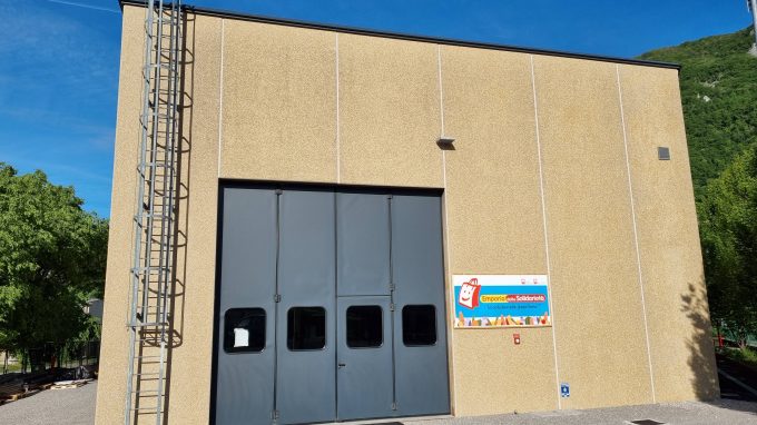 L'Arcivescovo inaugura l'Emporio della Solidarietà del Decanato di Erba