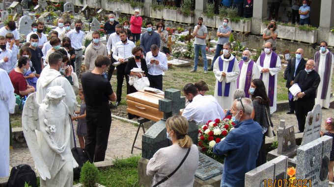 funerali-don-gianola-premana_aggl