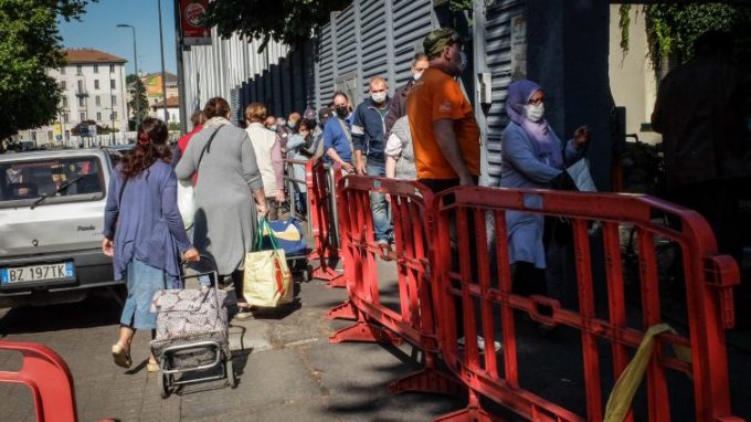 Caritas, più della metà dei poveri non riceve il Reddito di cittadinanza