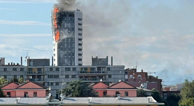 Grattacielo bruciato, i Missionari dello Spirito Santo assistono gli sfollati