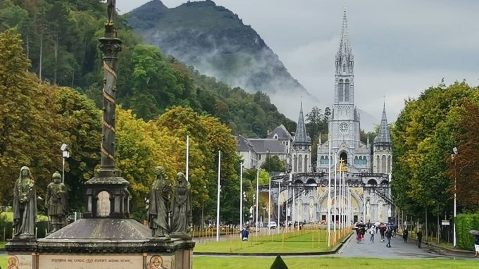 Minori a Lourdes gratis grazie a Duomo Viaggi