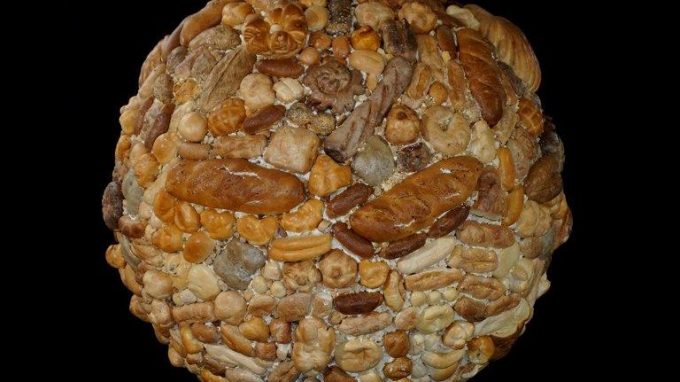 Il Globo di pane “benefico” dei Frati  missionari