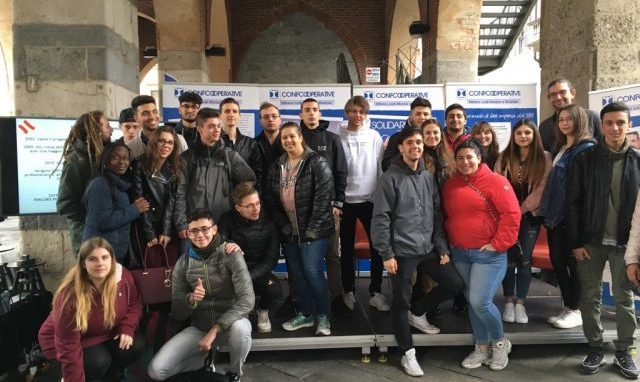 La cooperazione scende in piazza... virtualmente