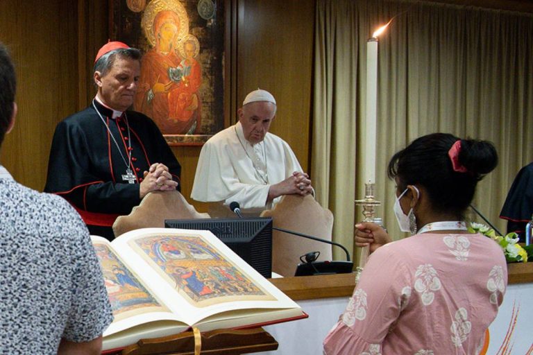 Papa Francesco_Sinodo 2021