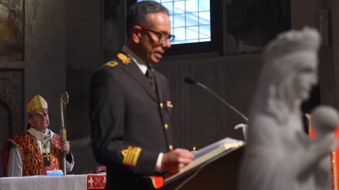 vigili-del-fuoco-messa-per-santa-barbara_1780-1