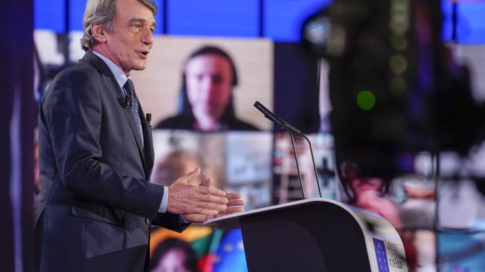 Sassoli, il cordoglio del Papa, della Cei e dei Vescovi europei