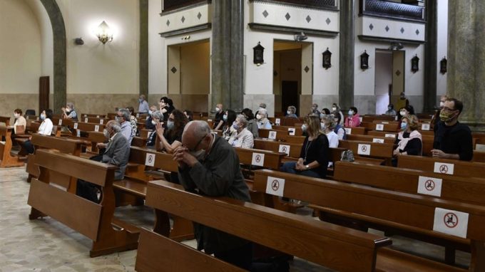 Indossare la mascherina è segno di carità pastorale