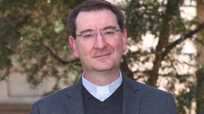 Don Enrico Castagna: «La guerra non è la soluzione dei conflitti»