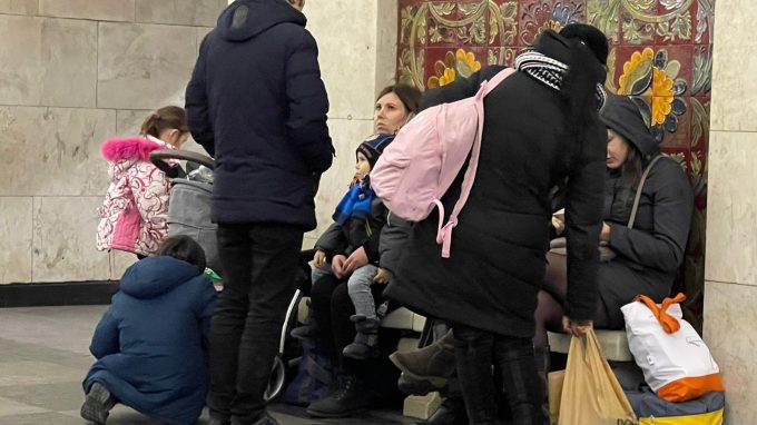 Il dolore del cappellano ucraino a Milano: «Questa guerra, una pazzia»