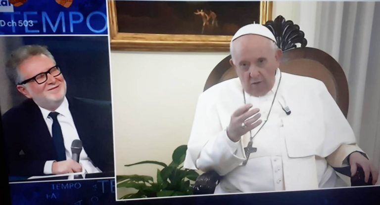 Un momento dell'intervento di papa Francesco a «Che tempo che fa»