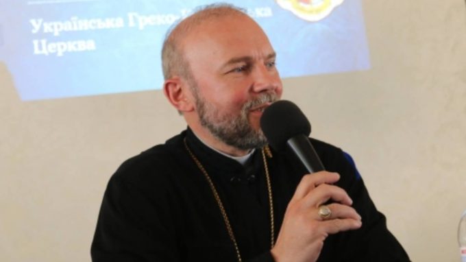 Il vescovo di Kharkiv: «Situazione pericolosa, ma la nostra chiesa è sempre aperta»
