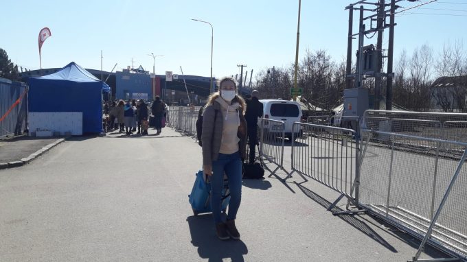 Le donne ucraine: «I nostri figli ci chiedono: quando torniamo a casa?»