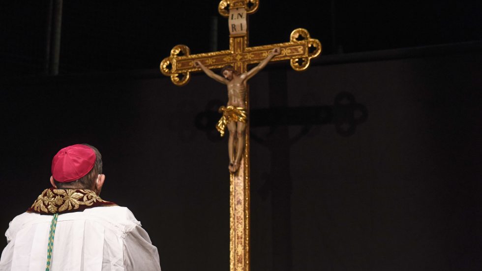 Una Via Crucis per gli operatori di Giustizia