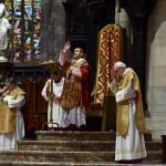L'Arcivescovo durante una Messa in coena Domini