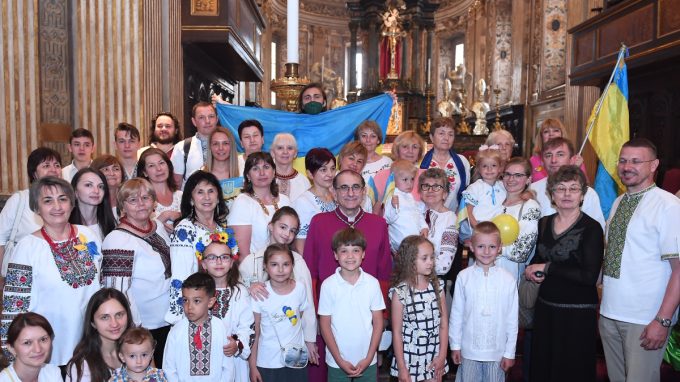 «Costruiamo insieme la Chiesa dalle genti: il volto che la Chiesa di Milano vuole assumere»