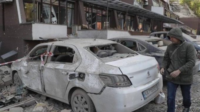 Scaglione: «Prepariamoci a una guerra di lunga durata»