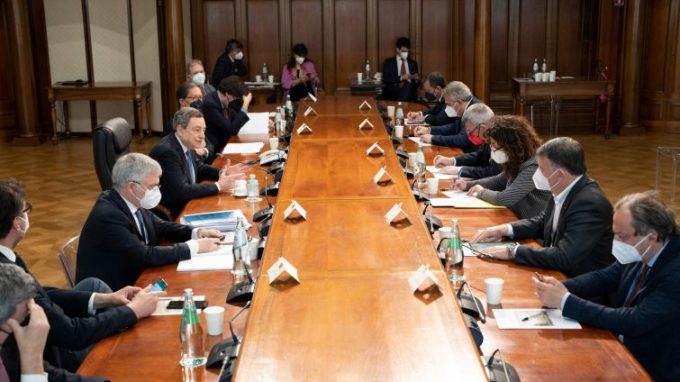 Governo: 14 miliardi di euro per fronteggiare la crisi